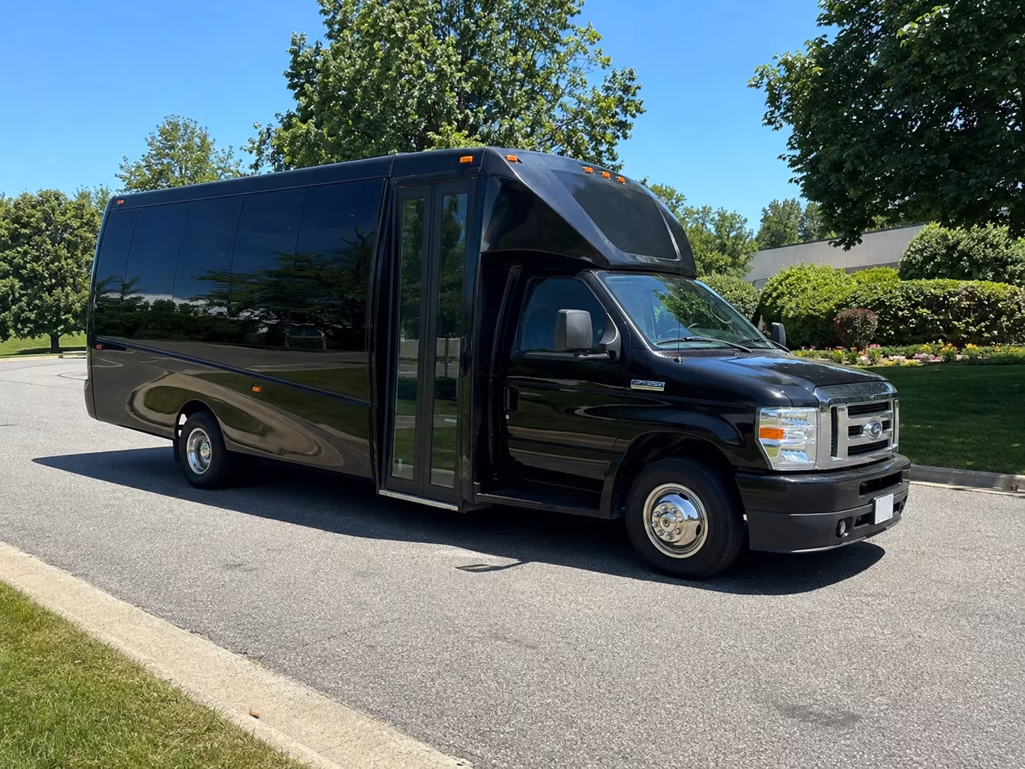 rent a fort worth prom party bus or charter bus today